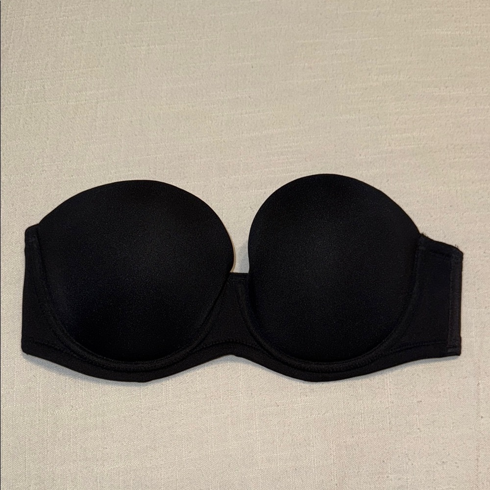 Black Strapless Bra